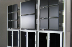 COMO monitor wall system, flatscreen montiors
